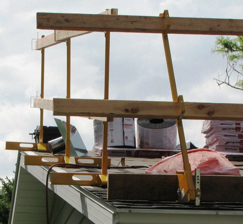 Open Edge Guardrail Bracket & Post - Image 4